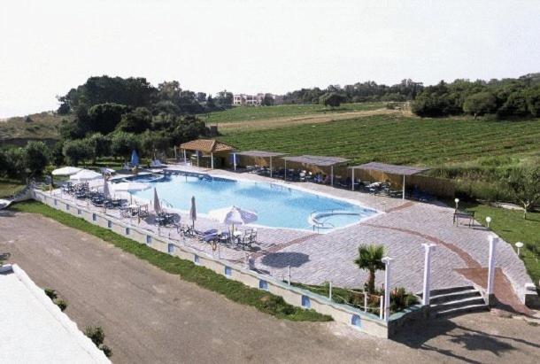 Lintzi Hotel Arkoudi Dış mekan fotoğraf