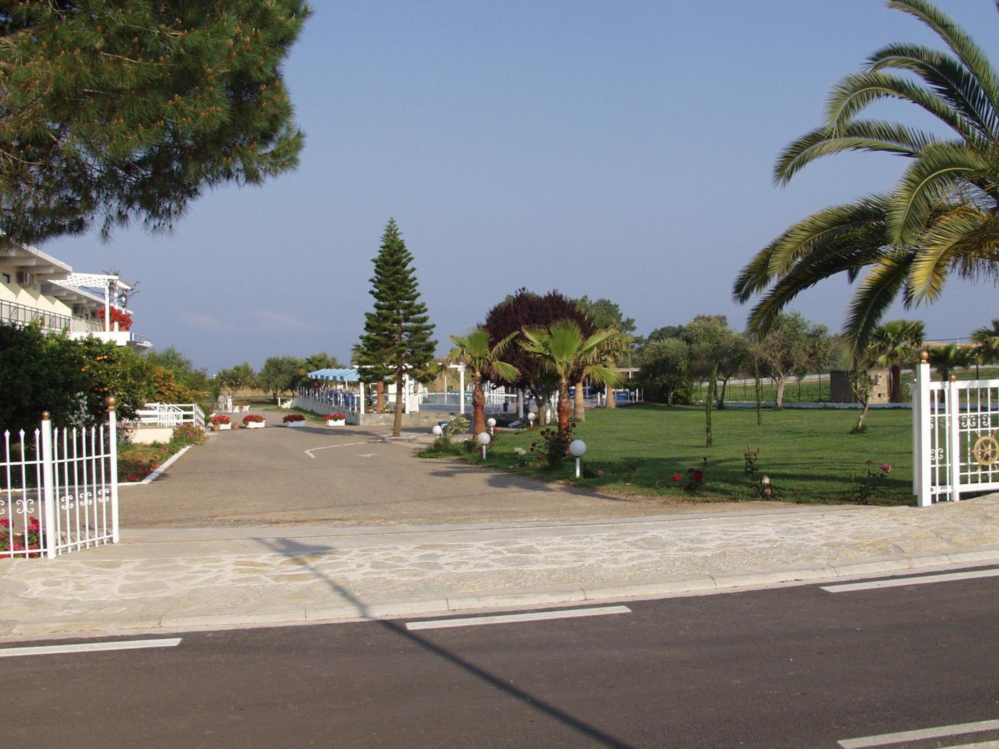 Lintzi Hotel Arkoudi Dış mekan fotoğraf