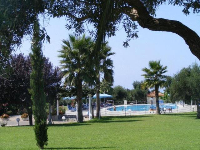 Lintzi Hotel Arkoudi Dış mekan fotoğraf