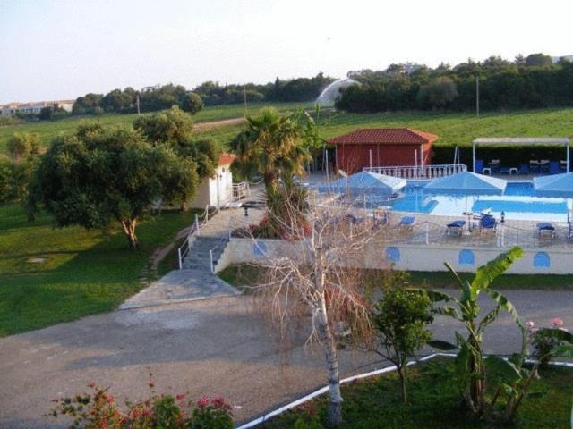 Lintzi Hotel Arkoudi Dış mekan fotoğraf