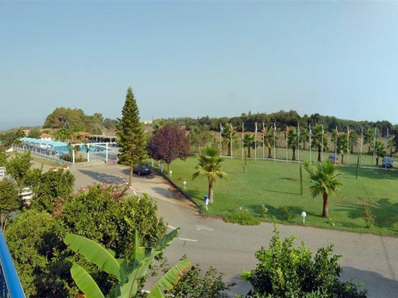 Lintzi Hotel Arkoudi Dış mekan fotoğraf